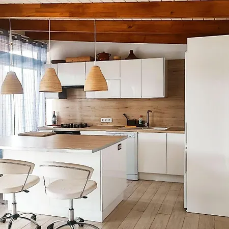 Ferienhaus Beautiful With Wifi And Free Parking *