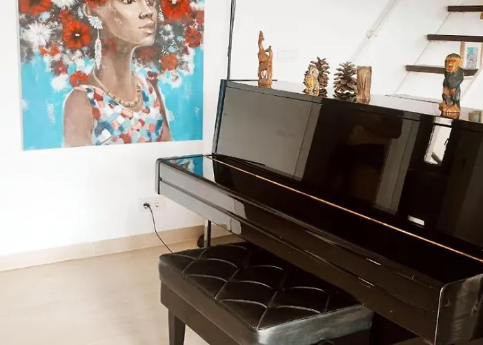 בית נופש Beautiful With Wifi And Free Parking ארונה