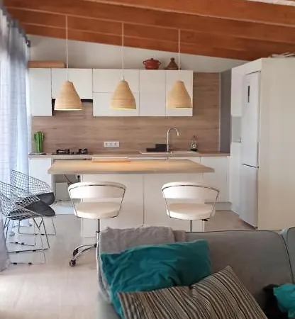 Prázdninový dům Beautiful With Wifi And Free Parking