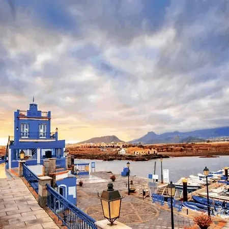 Beautiful With Wifi And Free Parking * Arona (Tenerife)