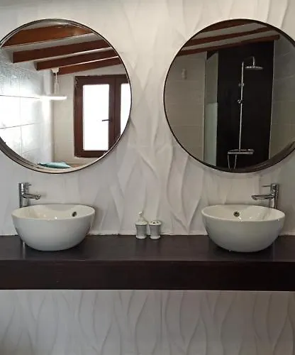 펜션 Beautiful With Wifi And Free Parking *